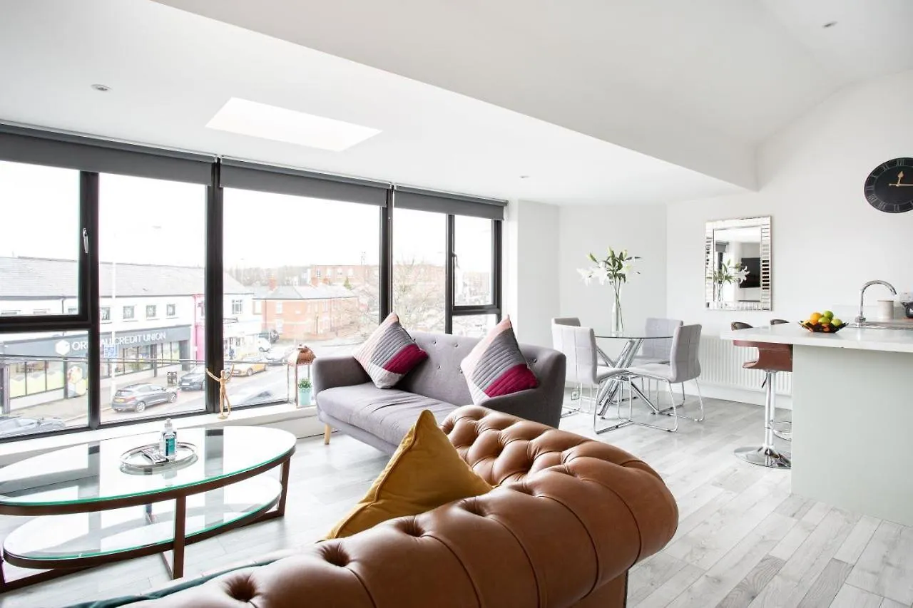 Fabulous Penthouse, Brilliant Location, Sleeps 6! Apartment Belfast